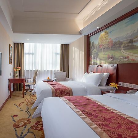Vienna Hotel Zhongshan Guzhen Town Center Buitenkant foto