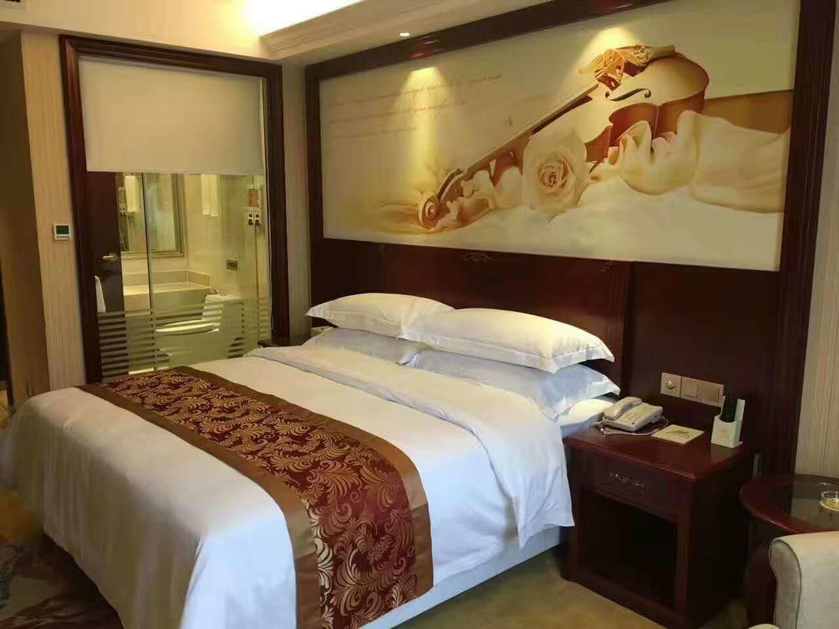 Vienna Hotel Zhongshan Guzhen Town Center Buitenkant foto