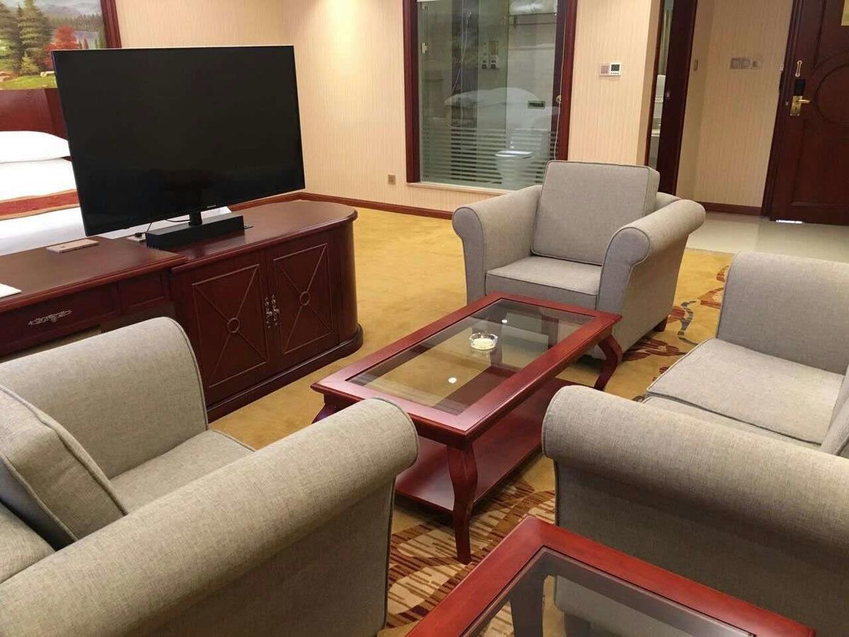 Vienna Hotel Zhongshan Guzhen Town Center Buitenkant foto