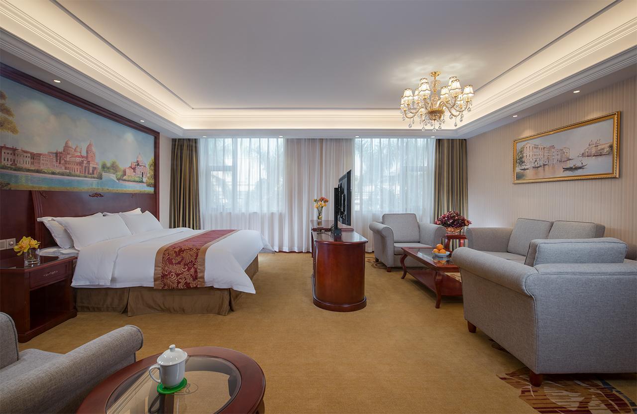 Vienna Hotel Zhongshan Guzhen Town Center Buitenkant foto